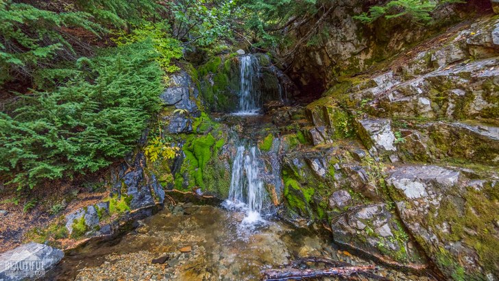 Photo taken from Cutthroat Pass Trail in the North Cascades,Washington state