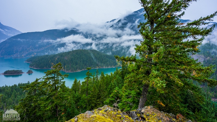 Photo from Diablo Lake Overlook taken in October, North Cascades Region