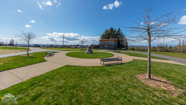 Photo taken from Jefferson Park, Beacon Hill, in South Seattle, Washington