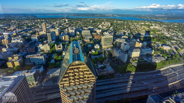 Photo from Sky View Observatory at Columbia Center, Seattle