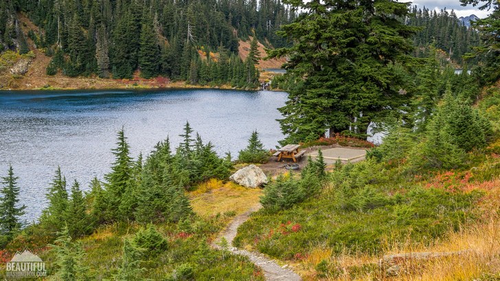 Photo from Twin Lakes Road / Campground, taken in autumn, North Cascades Region, Mt. Baker Area