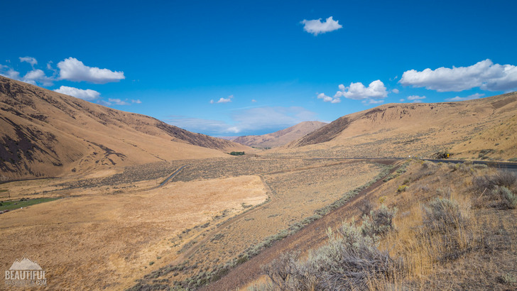 Photo taken from Yakima River Canyon Scenic Roads, Washington State